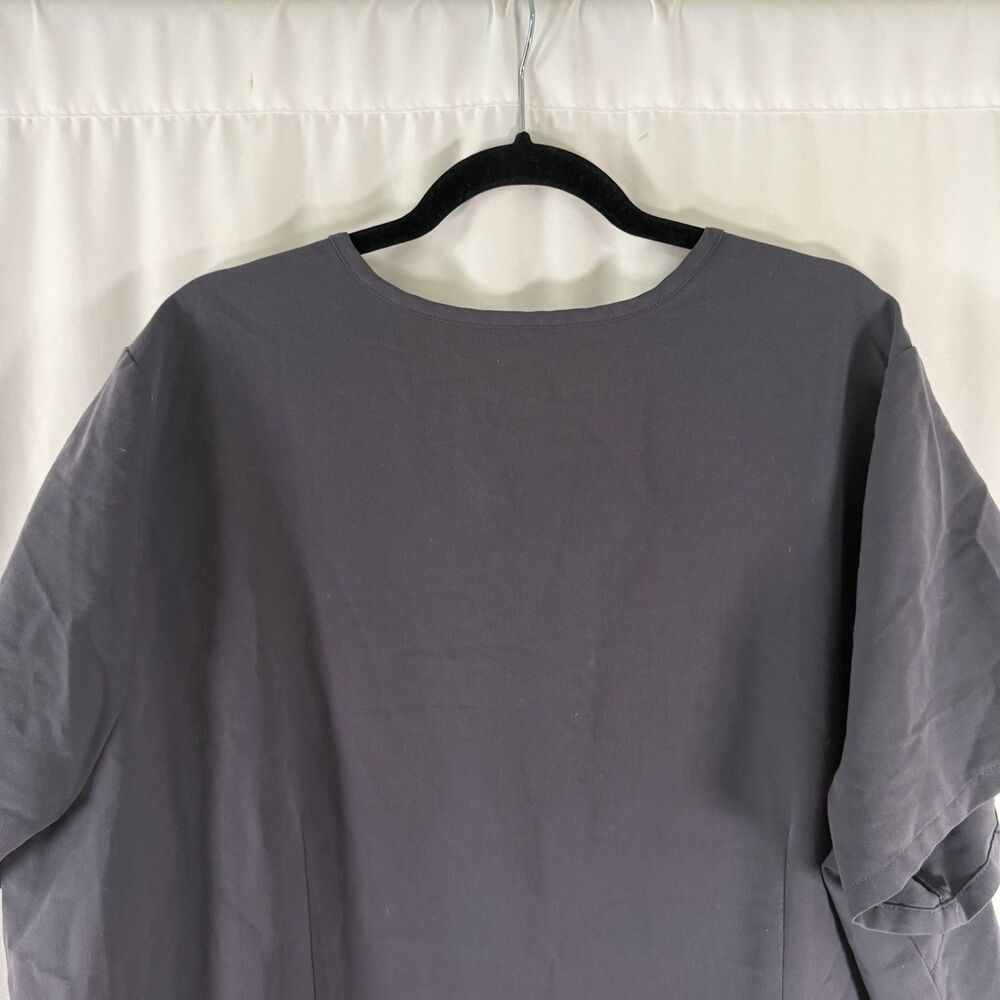 Figs Scrub Top Women's 5X Grey Short Sleeve Pullover Pocket V-Neck - Picture 6 of 7
